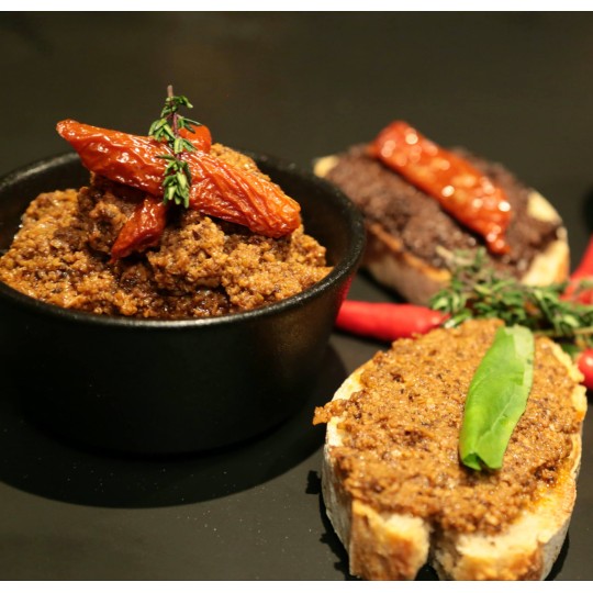 Caviar de tomates séchées aux olives